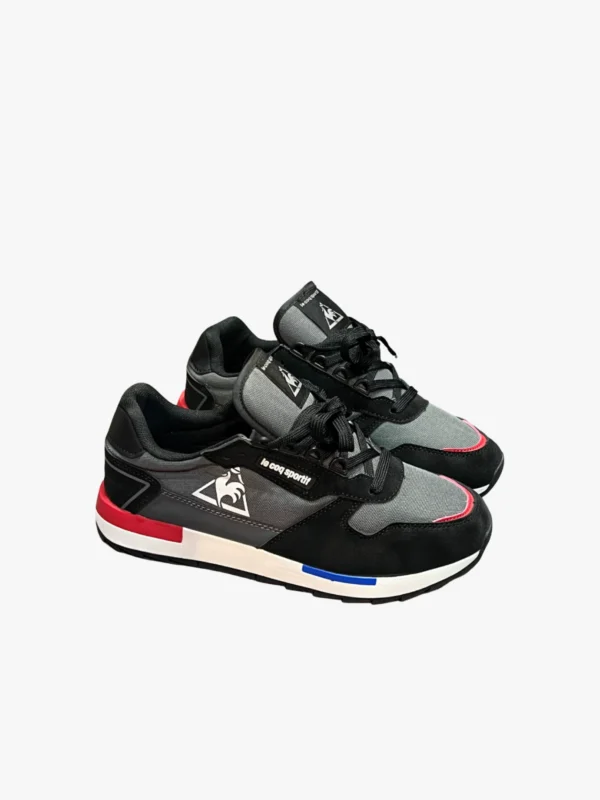 Le Coq Sportif Negro, Rojo y Azul