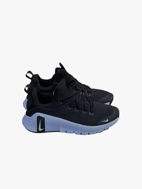 Nike Free Metcon 6 negro con suela azul - calzado unisex flexible y estable